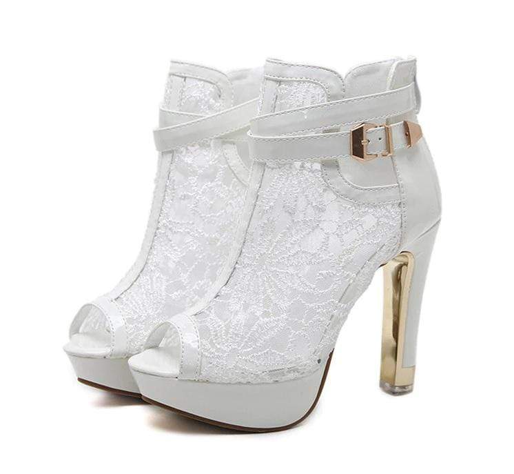 Beautiful Flower Lace Platform Heels (white)