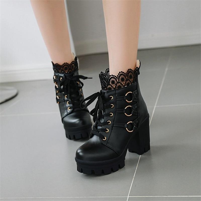 Stylish Lace High Heels (Black)