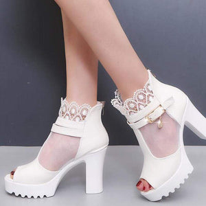 Platform Lace Open Toe Sandals (white)
