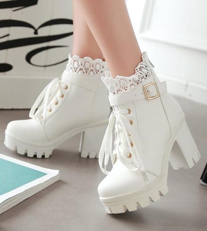 Stylish Lace High Heel Boots (white)