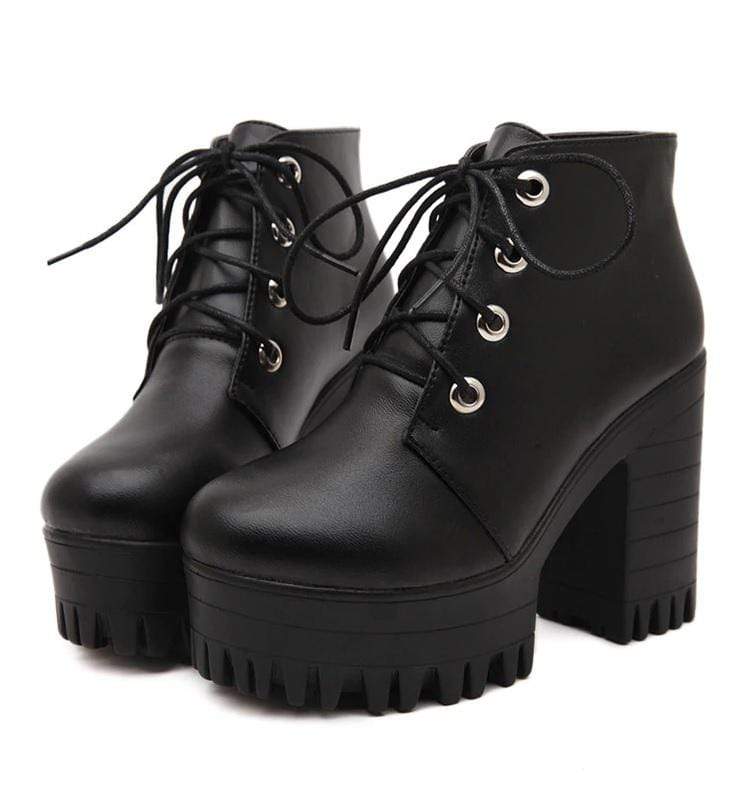 Cute Lace Up Platform Boots – Deadly Girl